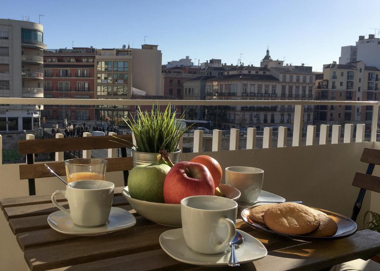 Balcon De La Aurora Apartment Malaga Exterior photo