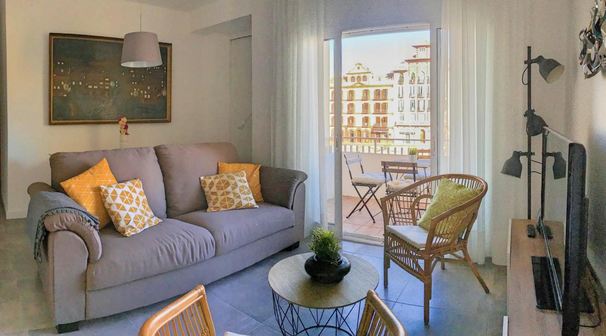 Balcon De La Aurora Apartment Malaga Exterior photo